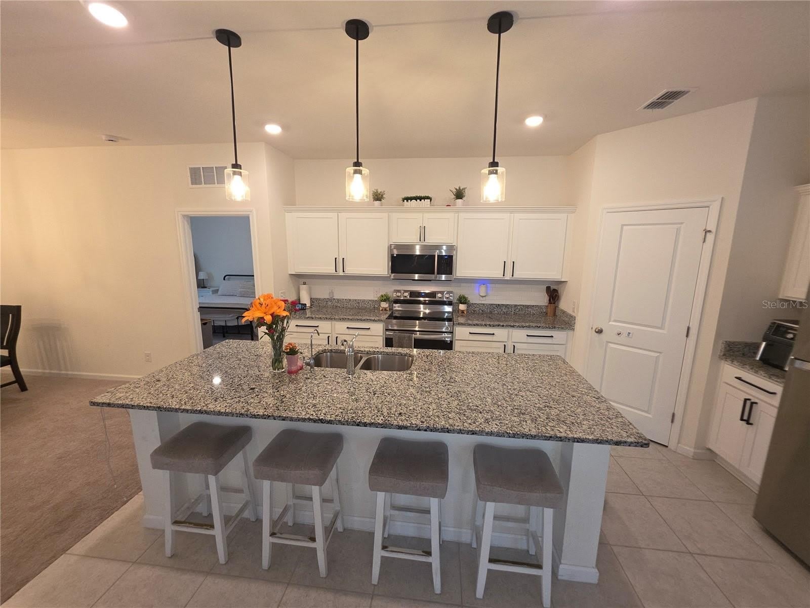 1569 EFFRA Way – photo 5