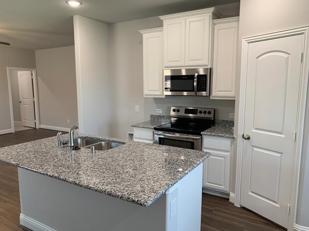 1414 Warringwood Drive – photo 4