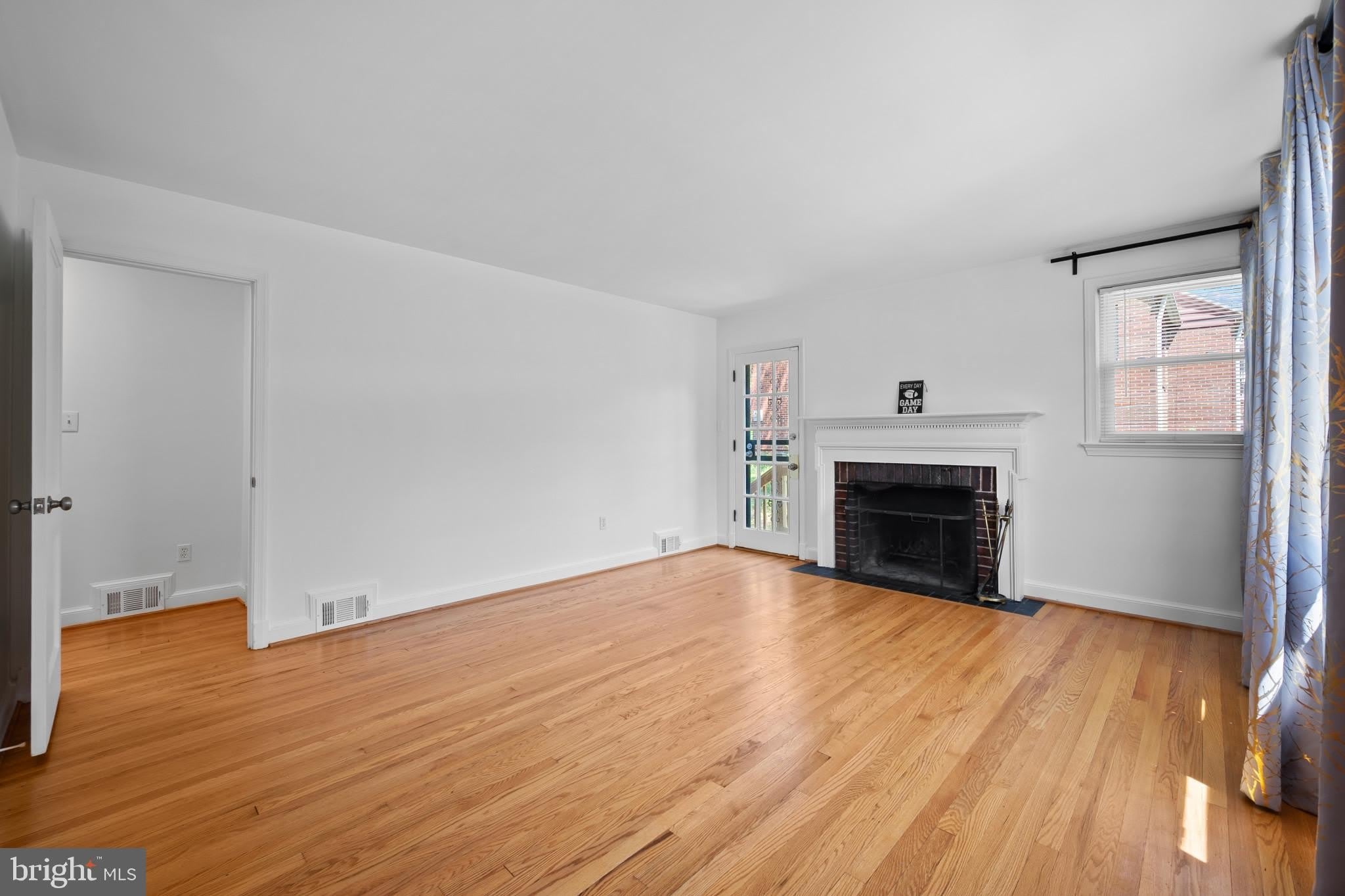 9110 AUTOVILLE Drive – photo 3