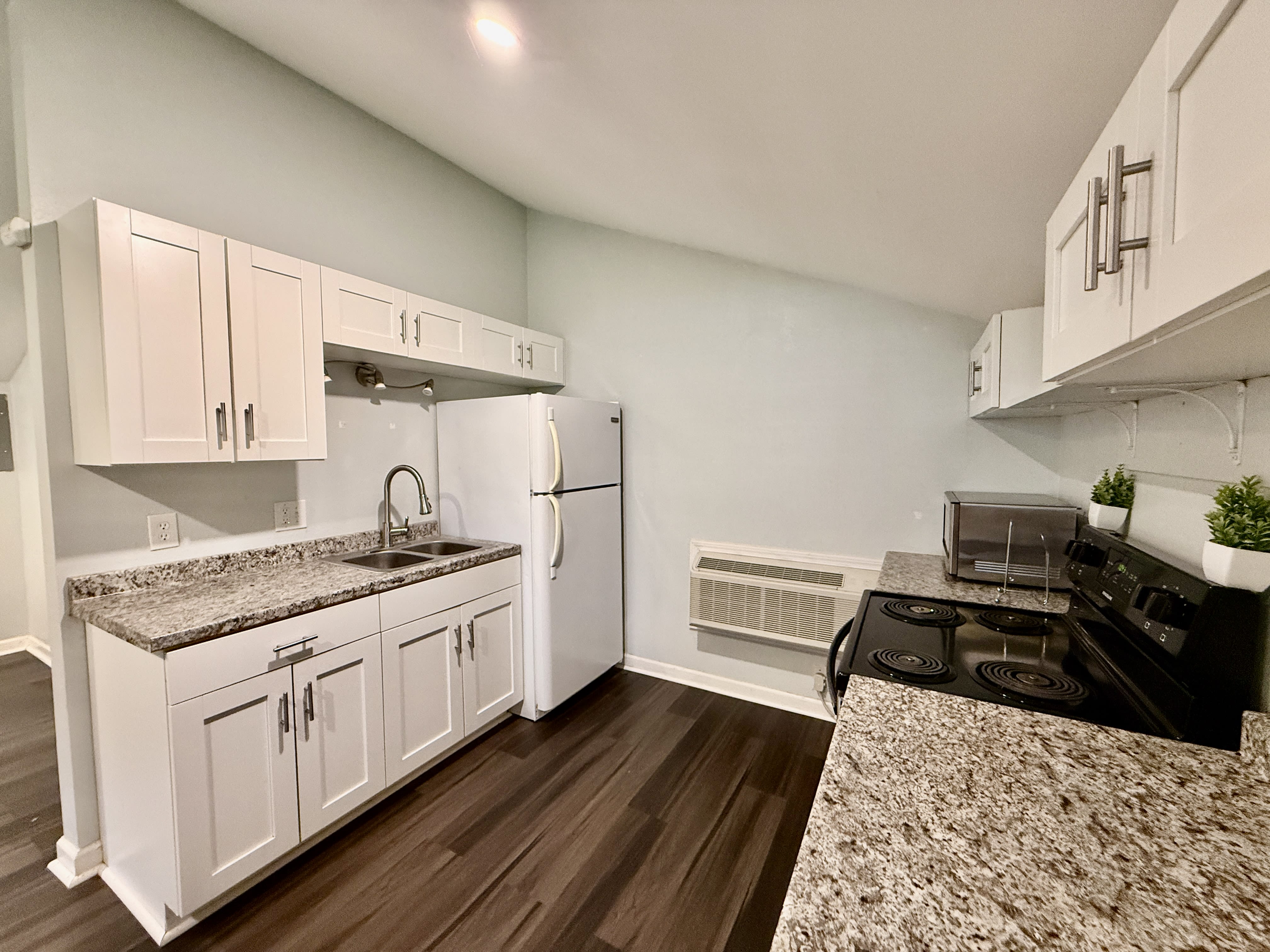 2426 W Desoto St Unit C – photo 5