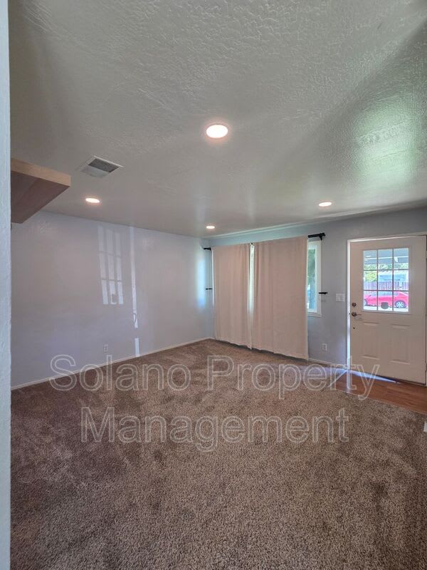 1955 Southwood Drive – photo 4