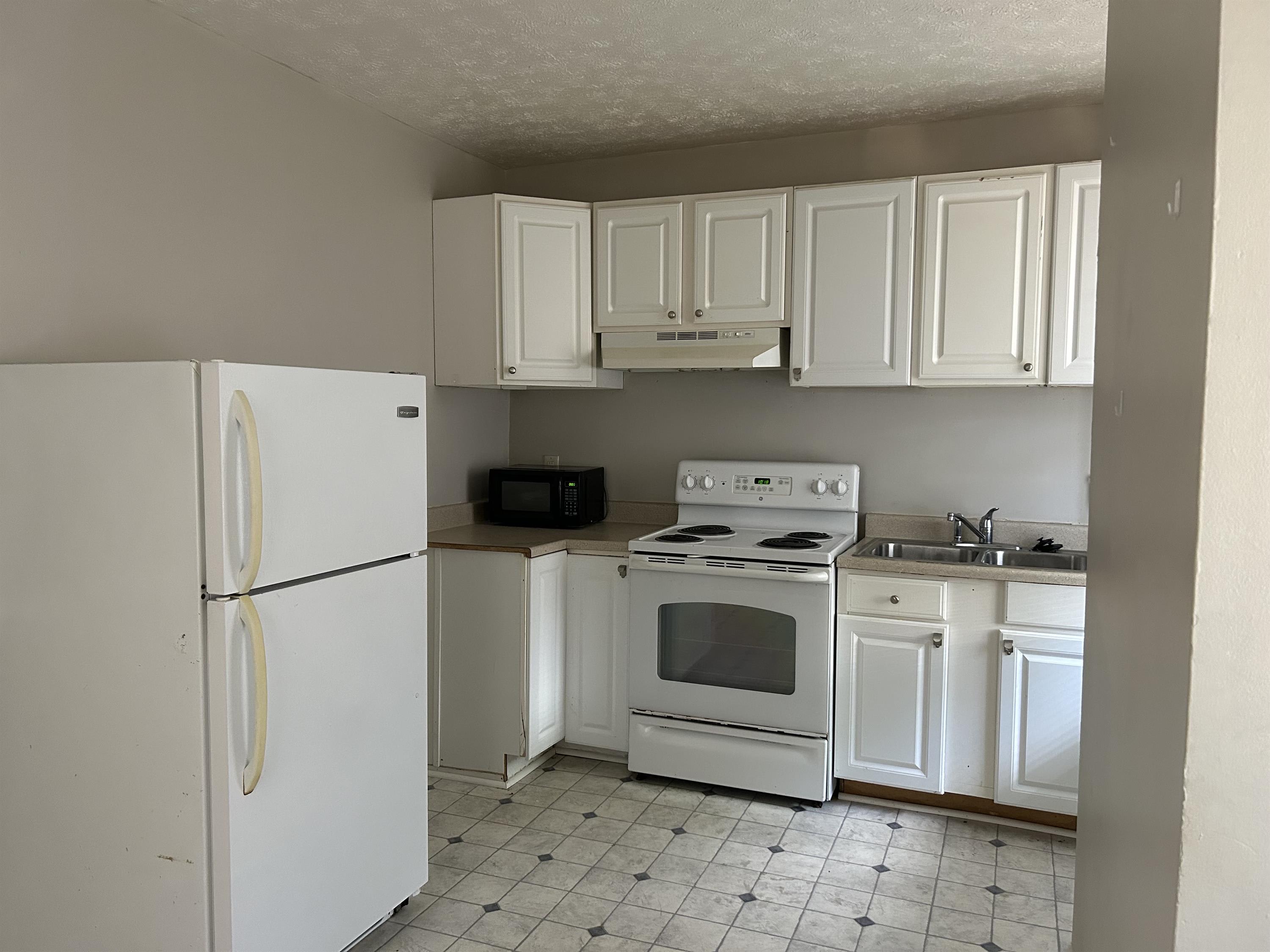 305 S. Kent St. – photo 3
