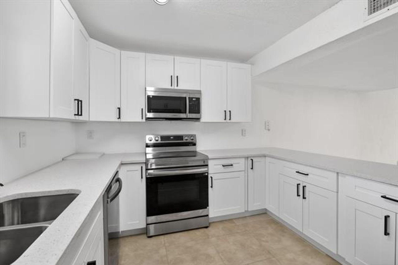 11556 NW 1st St th 11556, Plantation, FL 33325 – photo 1