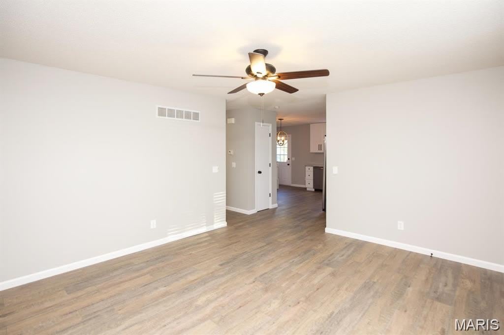 7 Windstream Court – photo 2