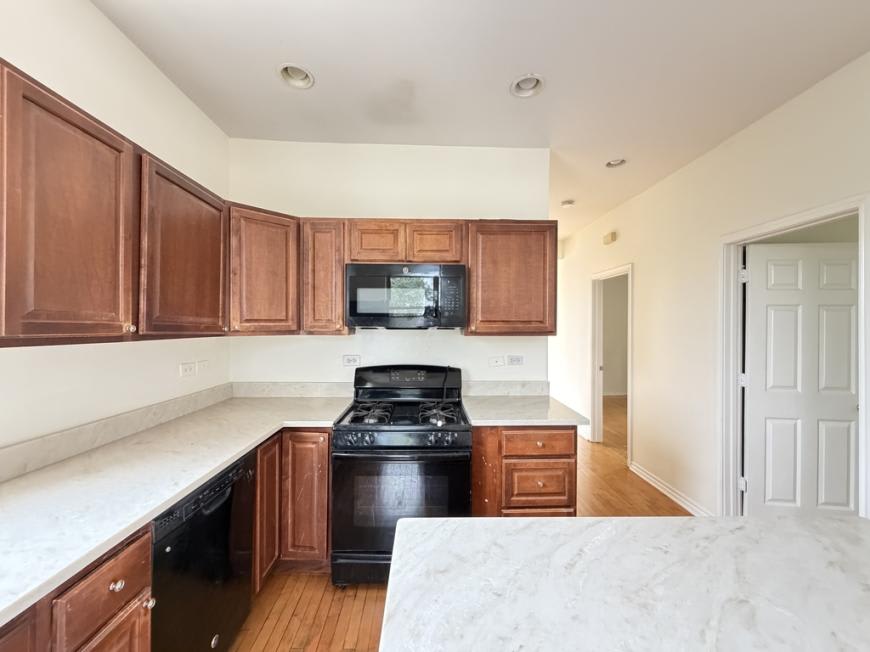 2537 Kildare – photo 5