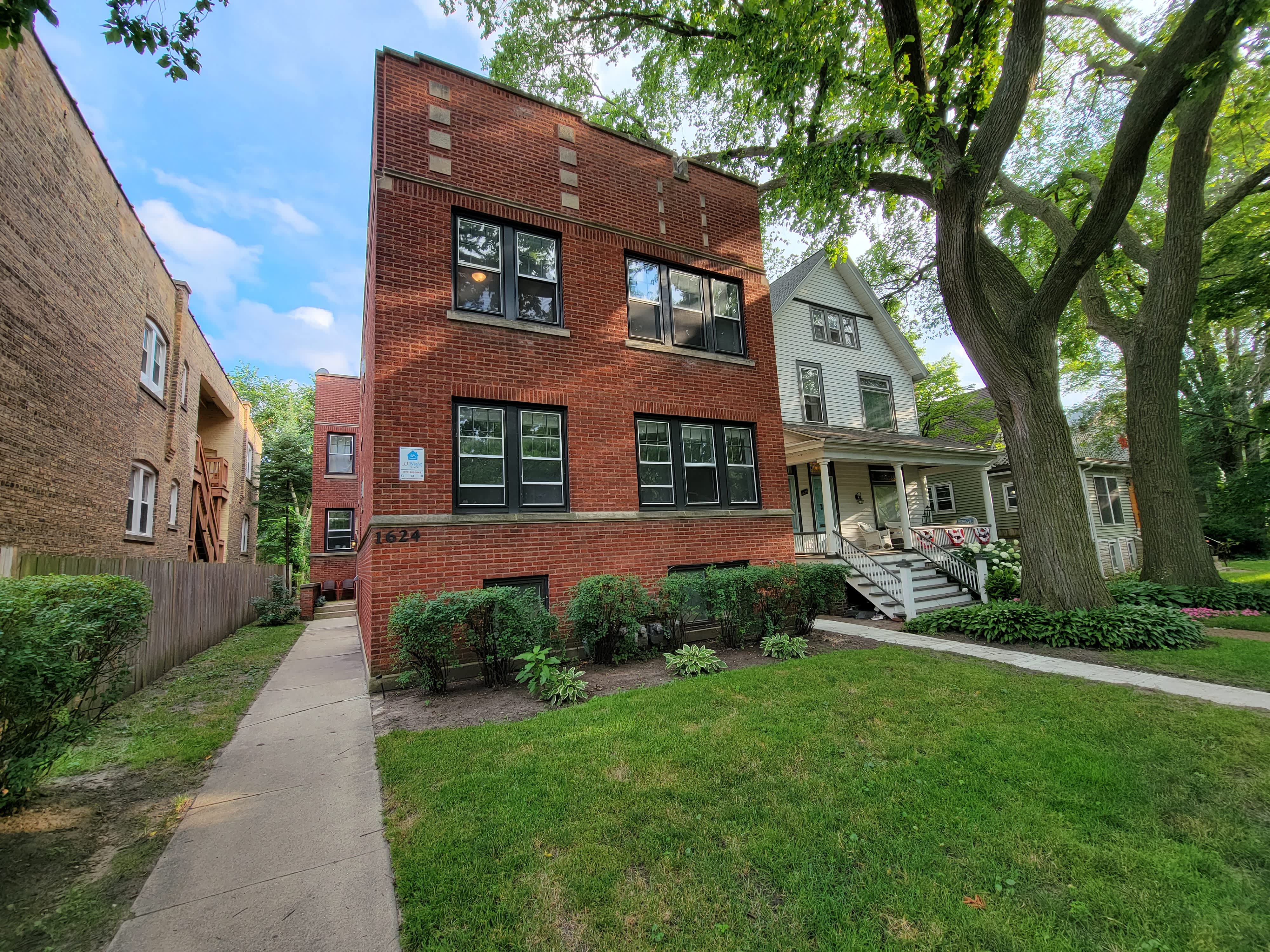 1624 Washington St – photo 1