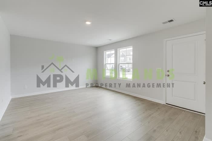 3068 Harborview Drive – photo 5