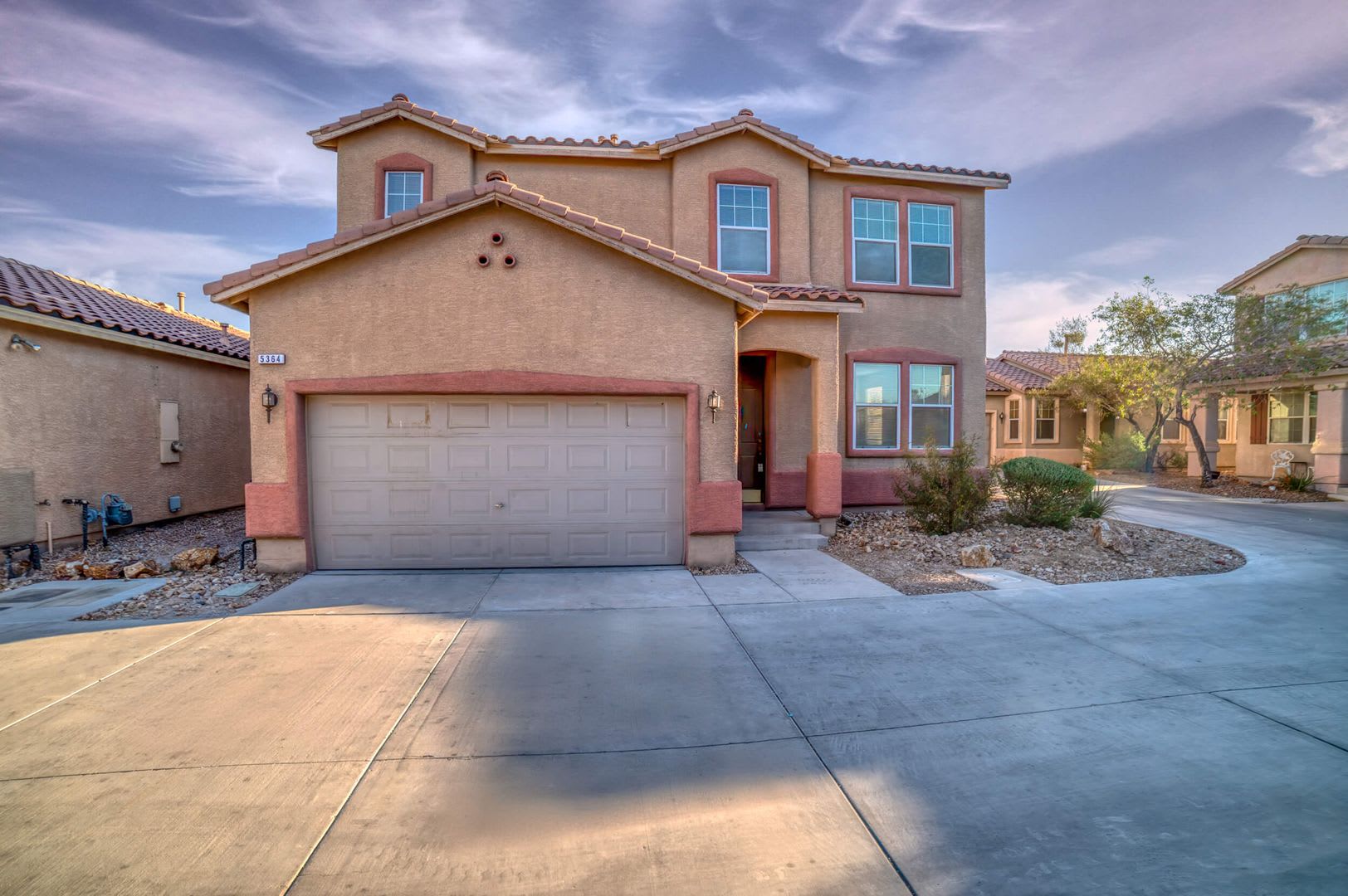 MOVE IN READY 3-BEDROOMS 2-BATHS 2-CAR GARAGE HOME! – photo 1