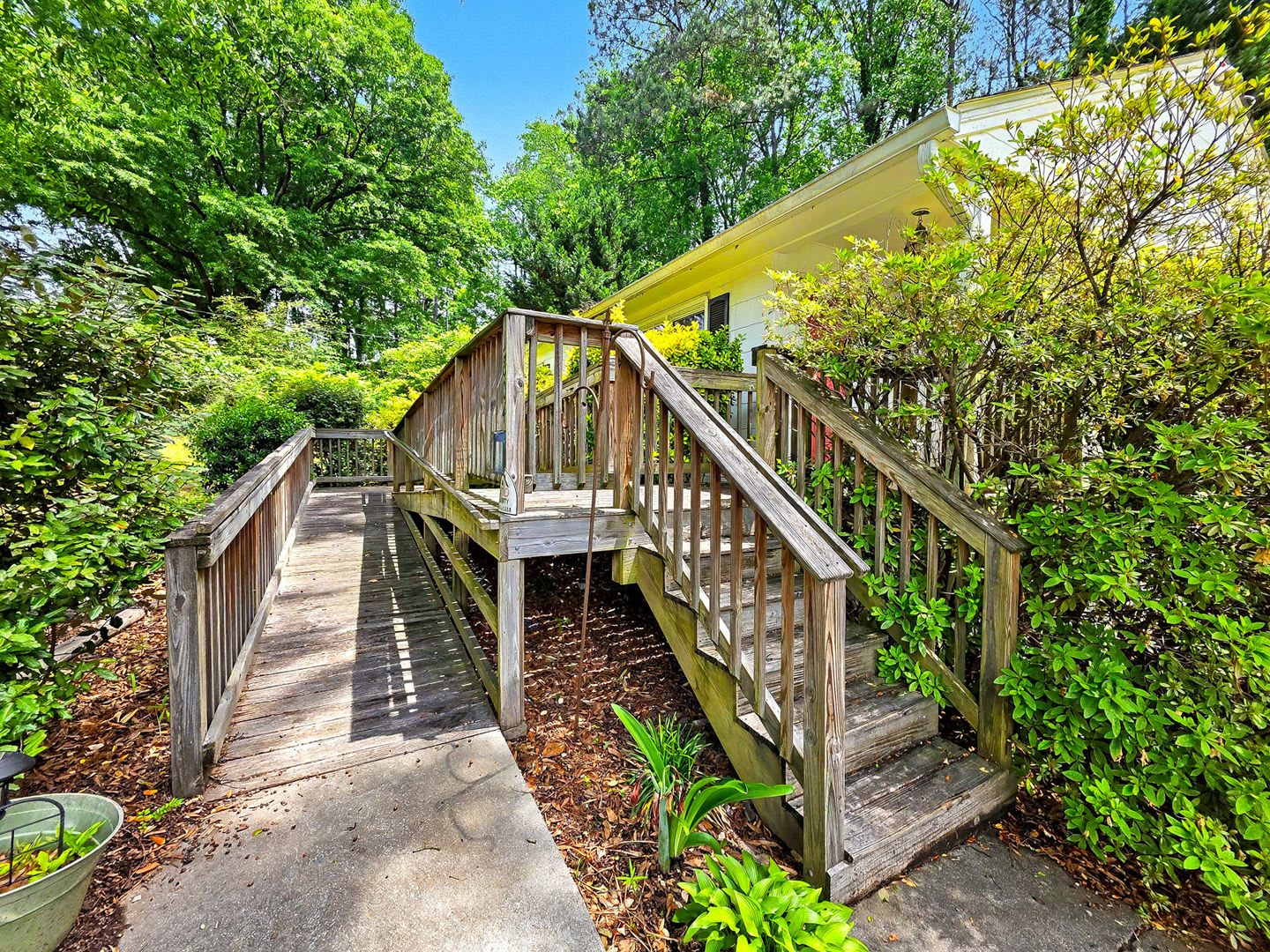 2BR Home in West Midtown Near GA Tech and Shepherd Center! Furnished or Unfurnished. – photo 4