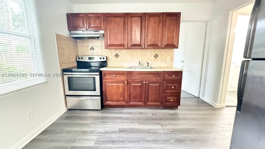605 S J St – photo 3