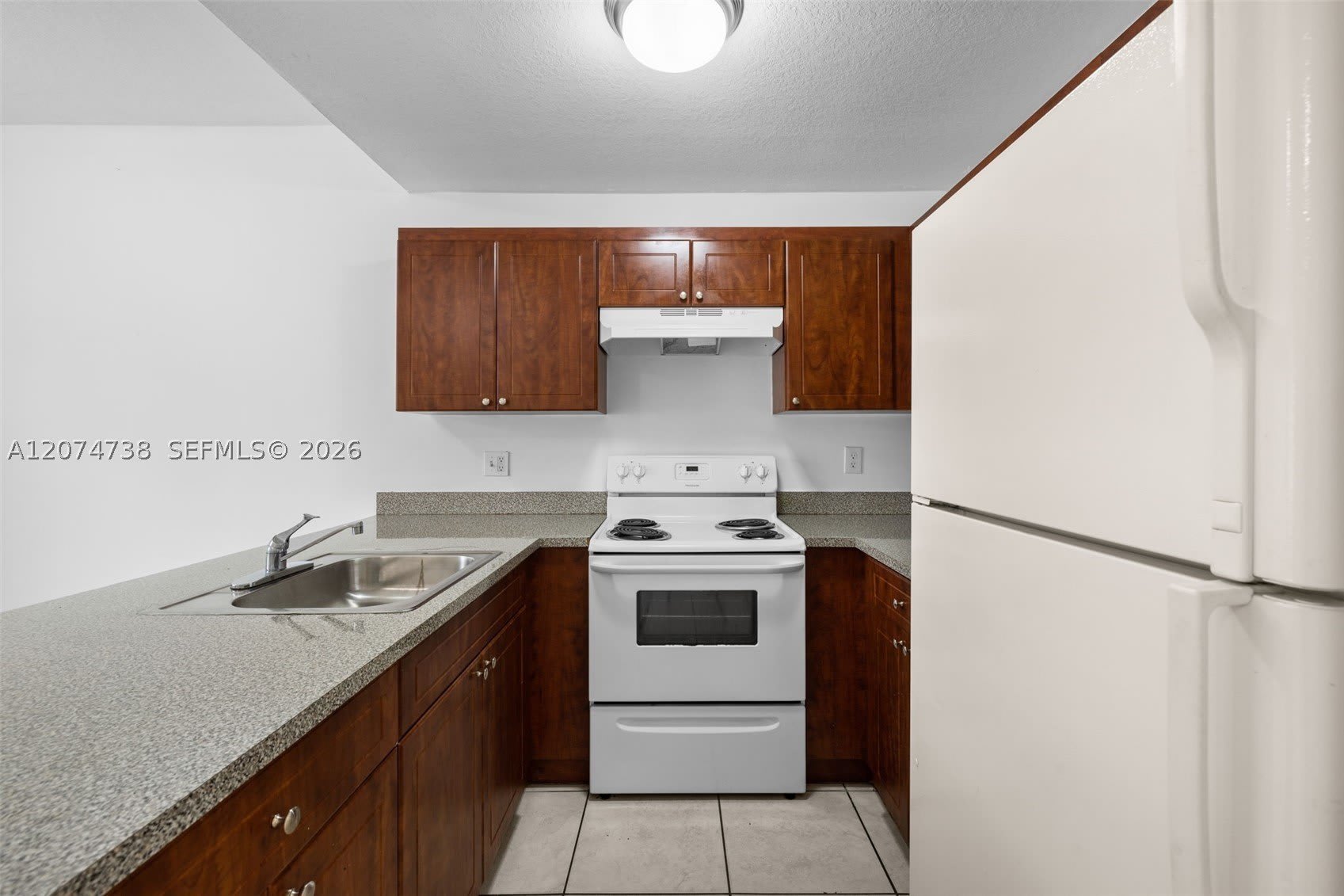 2429 W 78th St – photo 2