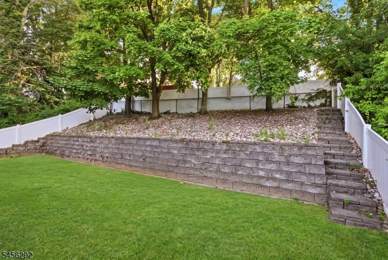 518 Orchard Pl – photo 3