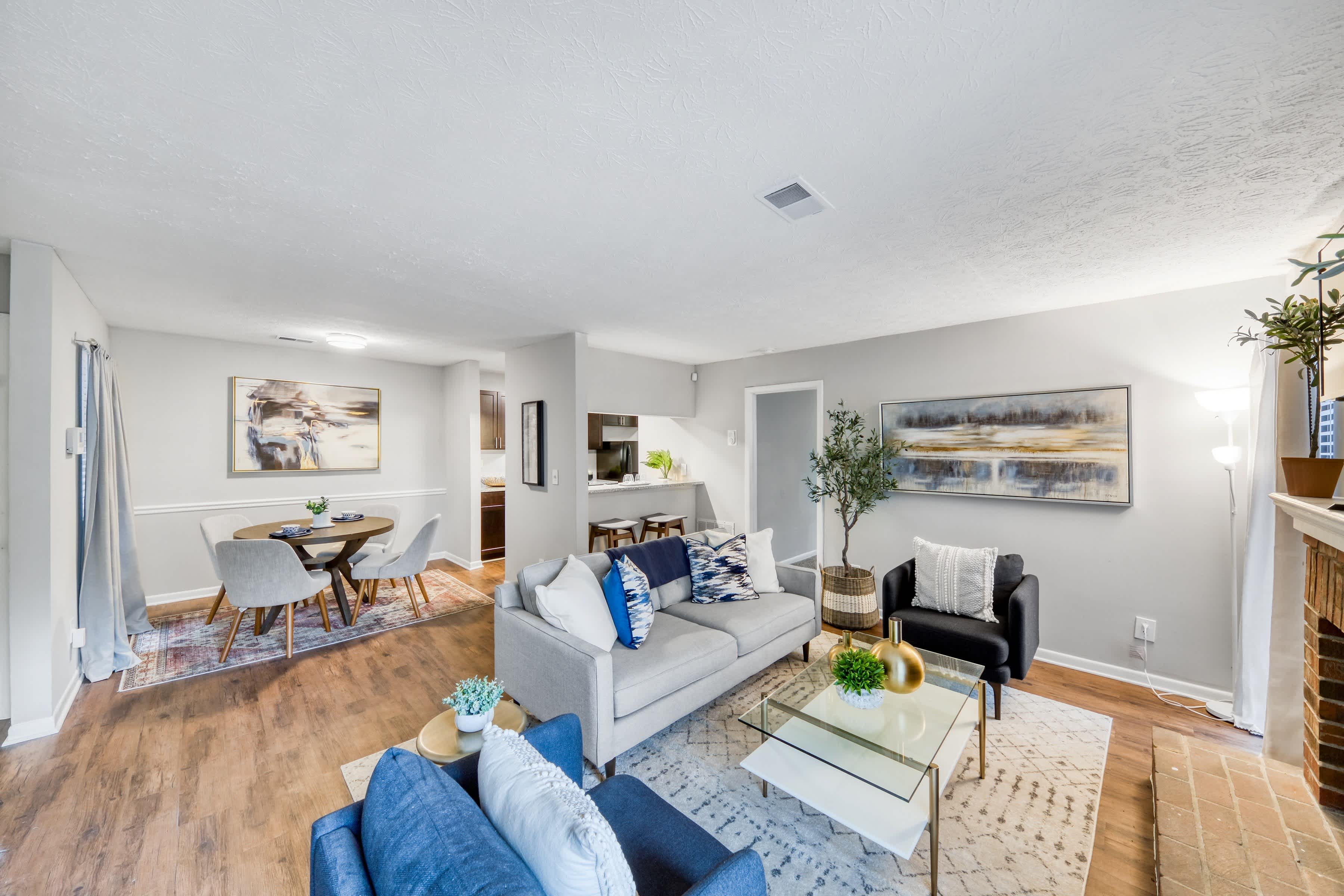 Midwood Gardens Apartments – photo 2