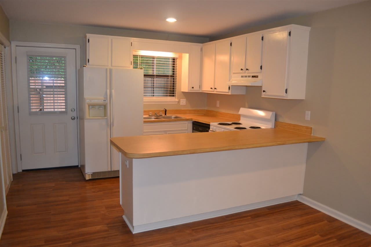 1290 High Road – photo 5