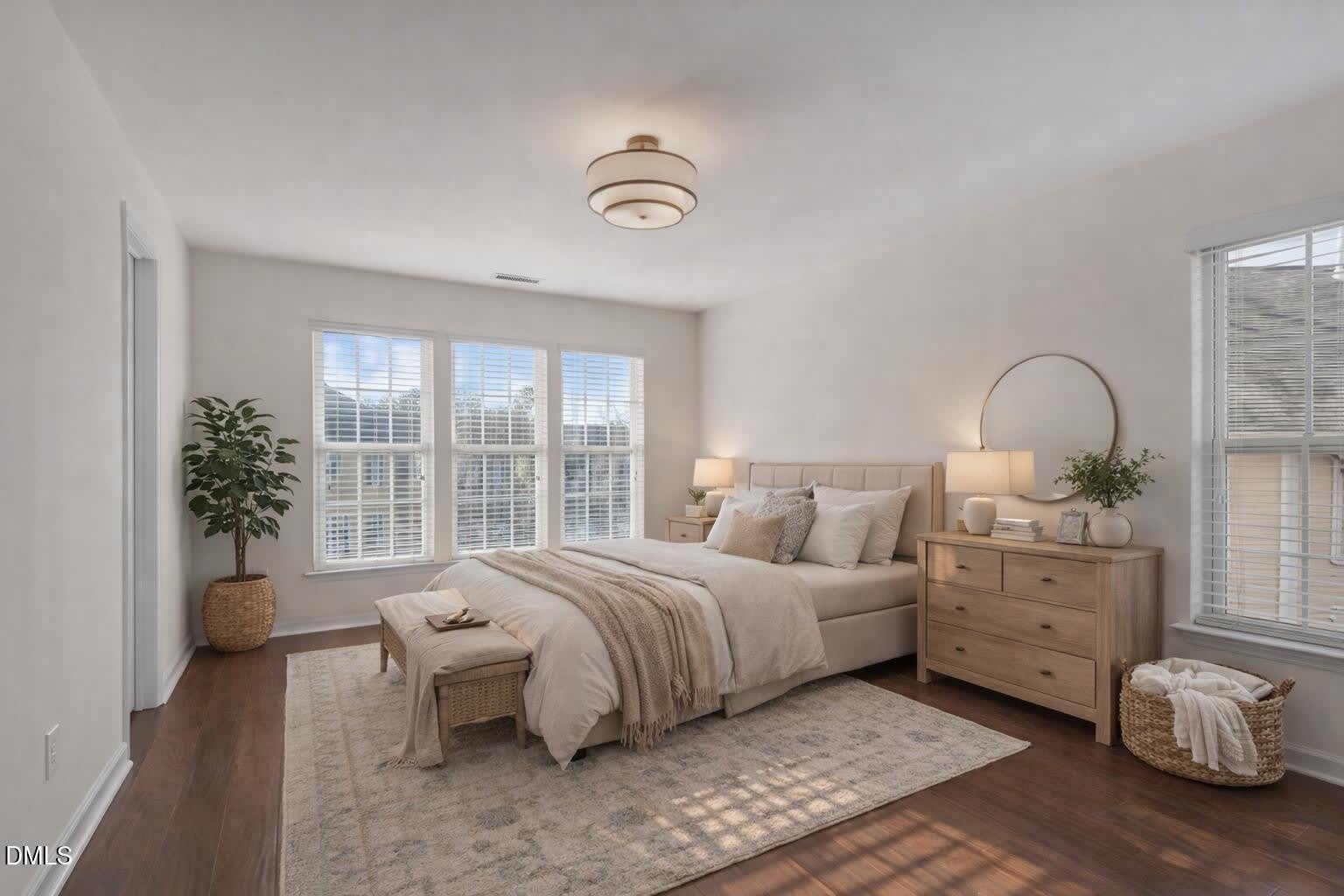 211 Michigan Avenue – photo 3