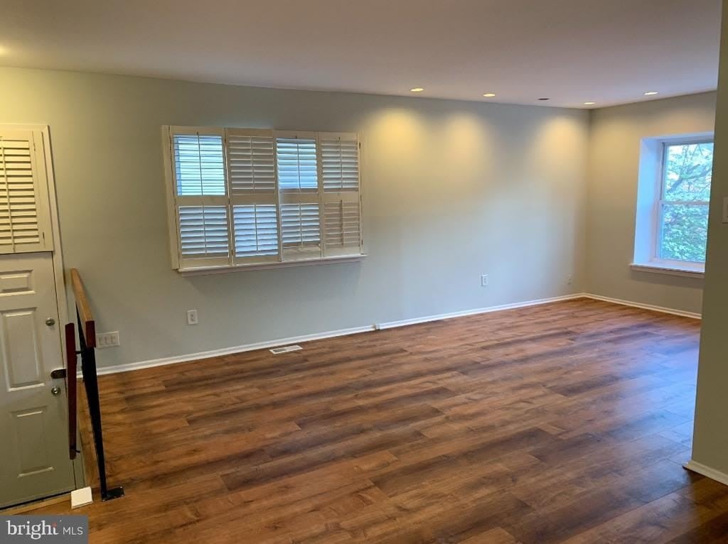 9358 NEIL ROAD – photo 3