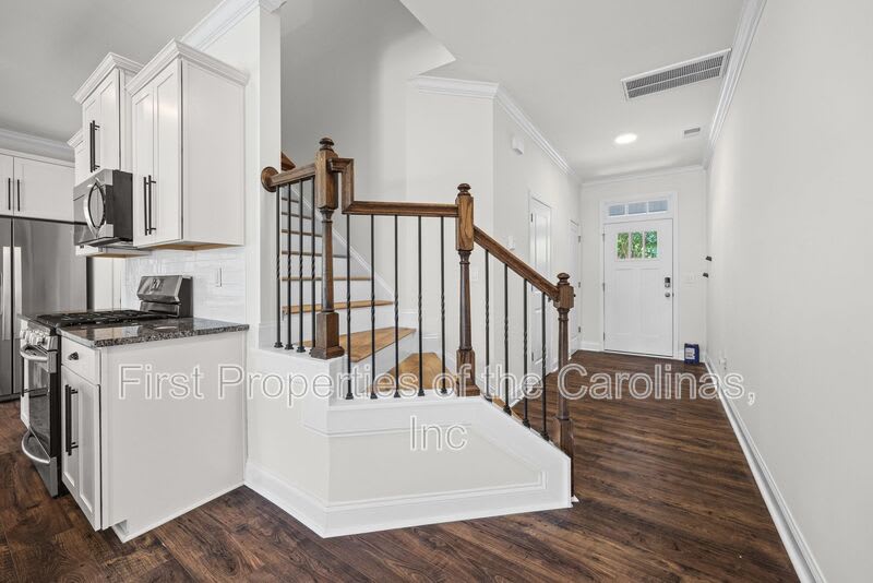 1093 Chicory Trace – photo 4