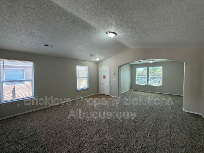 8035 Sierra Altos Pl. NW – photo 4