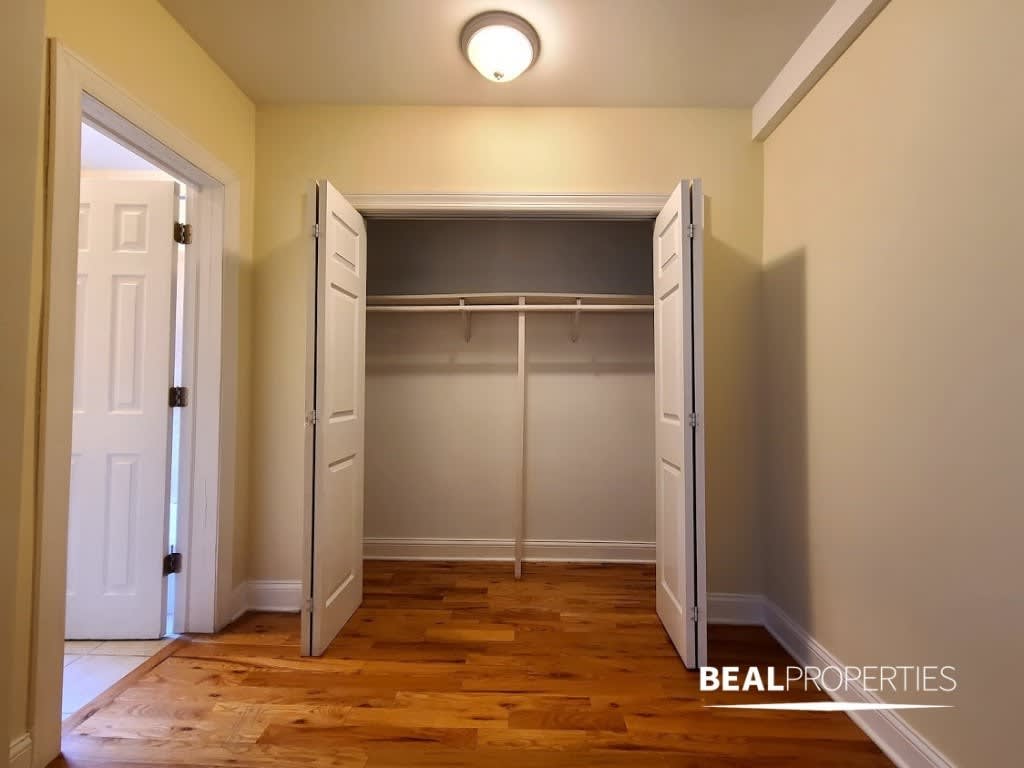 1347 N Dearborn St – photo 5