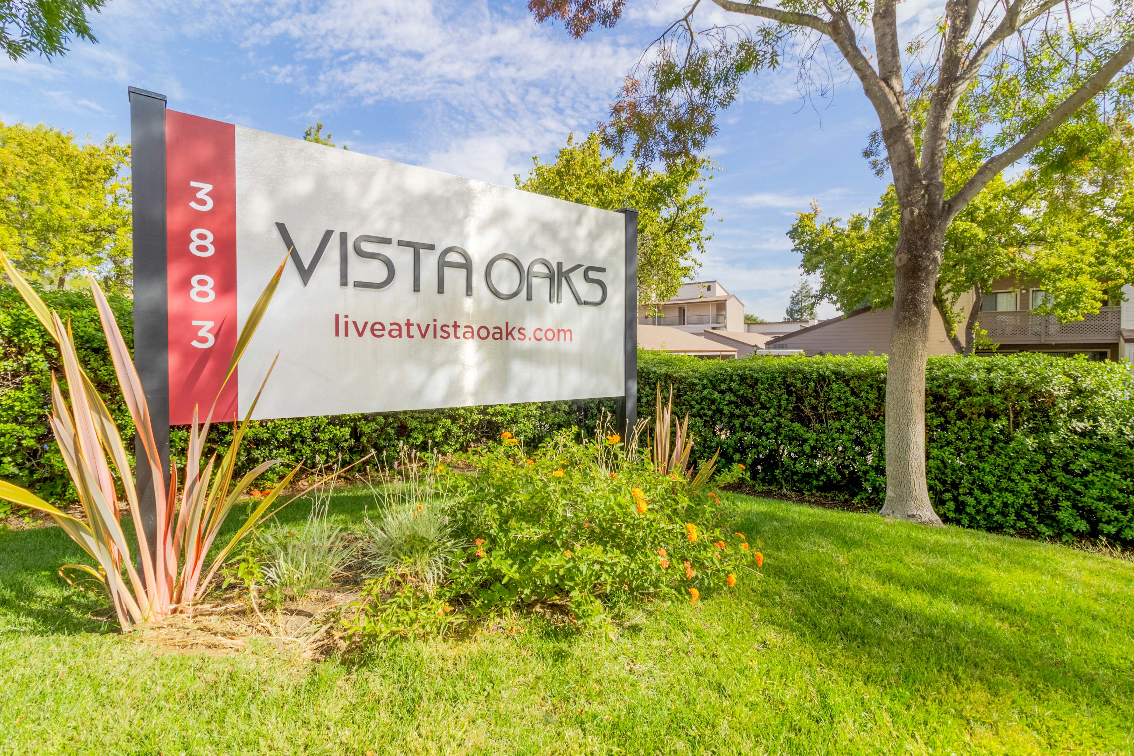 Vista Oaks – photo 1