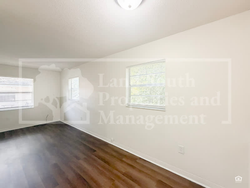 929 Lexington Street – photo 5