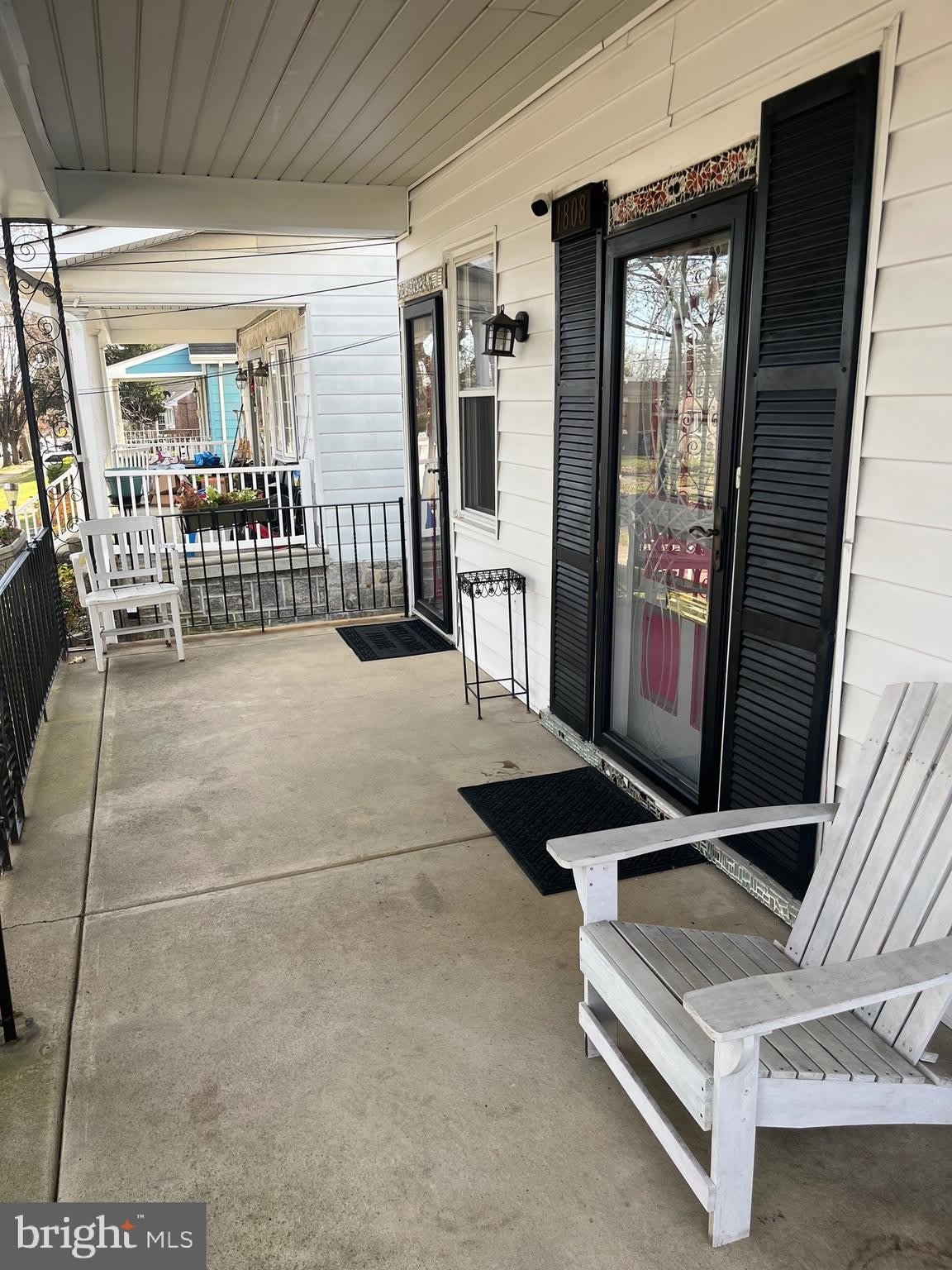 1808 GRIFFITH Street – photo 5