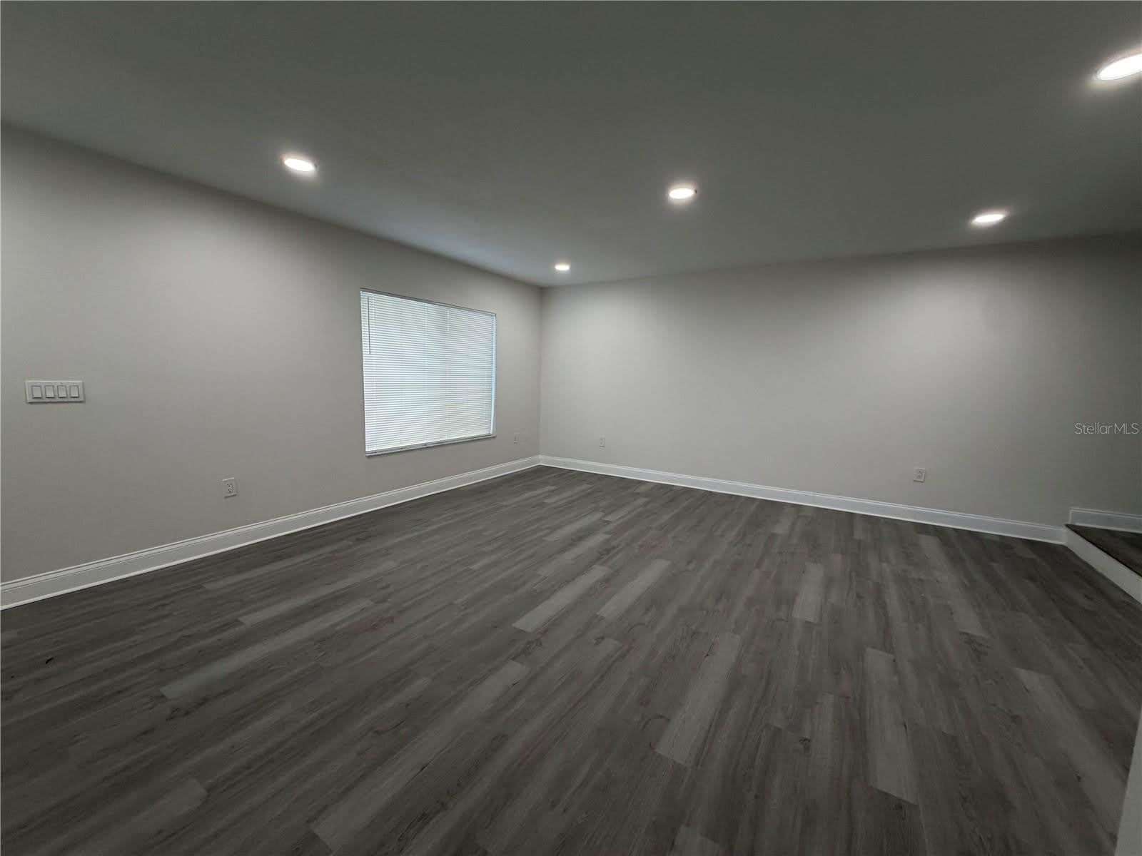4105 WATERSIDE ISLAND Court – photo 2