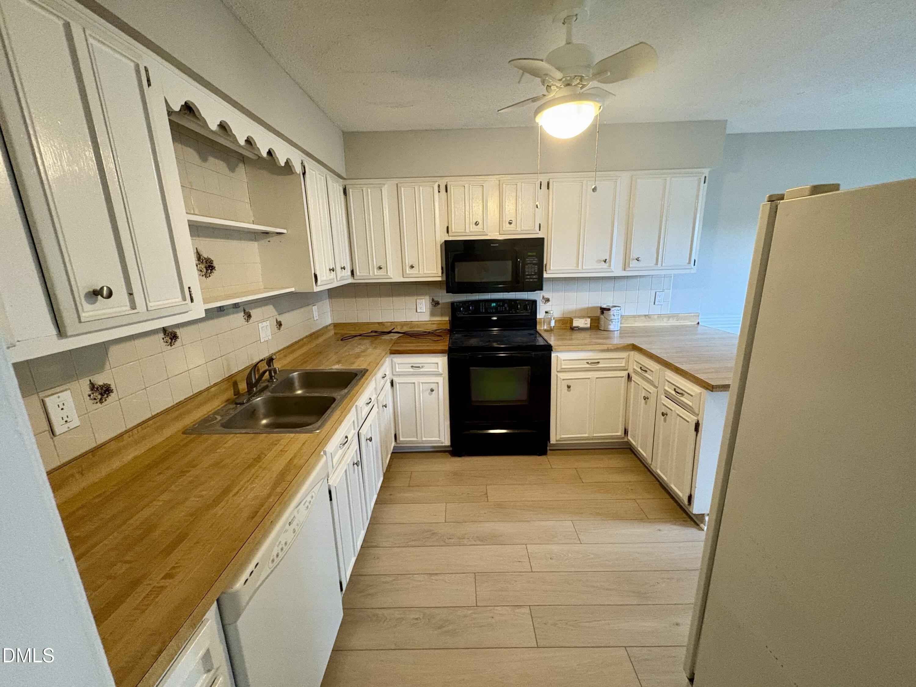 4609 Grinding Stone Drive – photo 2