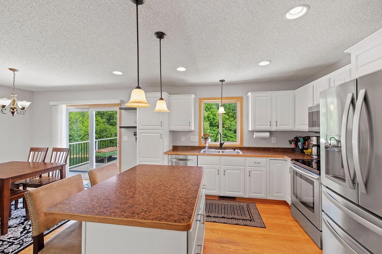715 Black Forest Road – photo 3