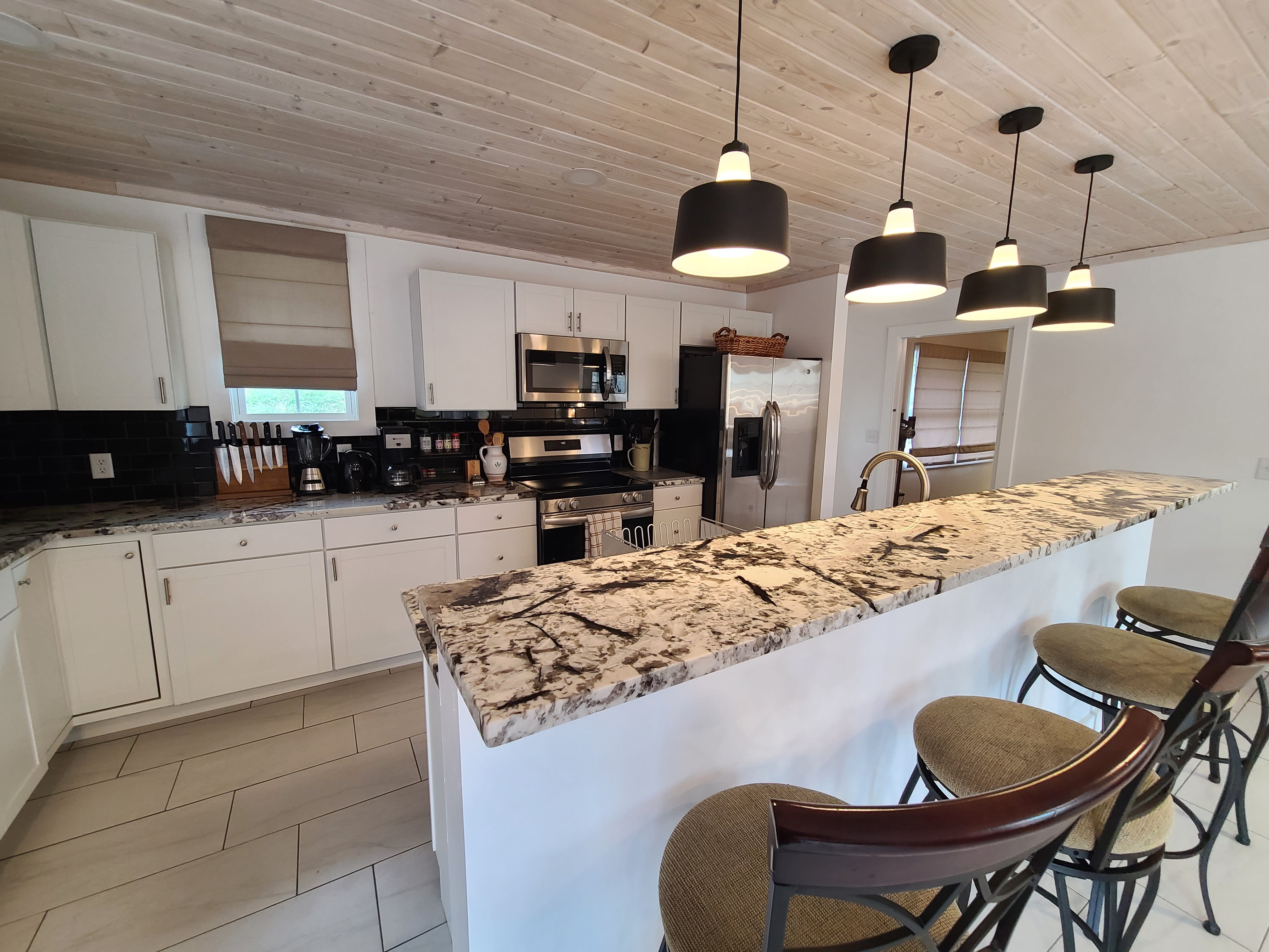 34 Hillside Street – photo 2