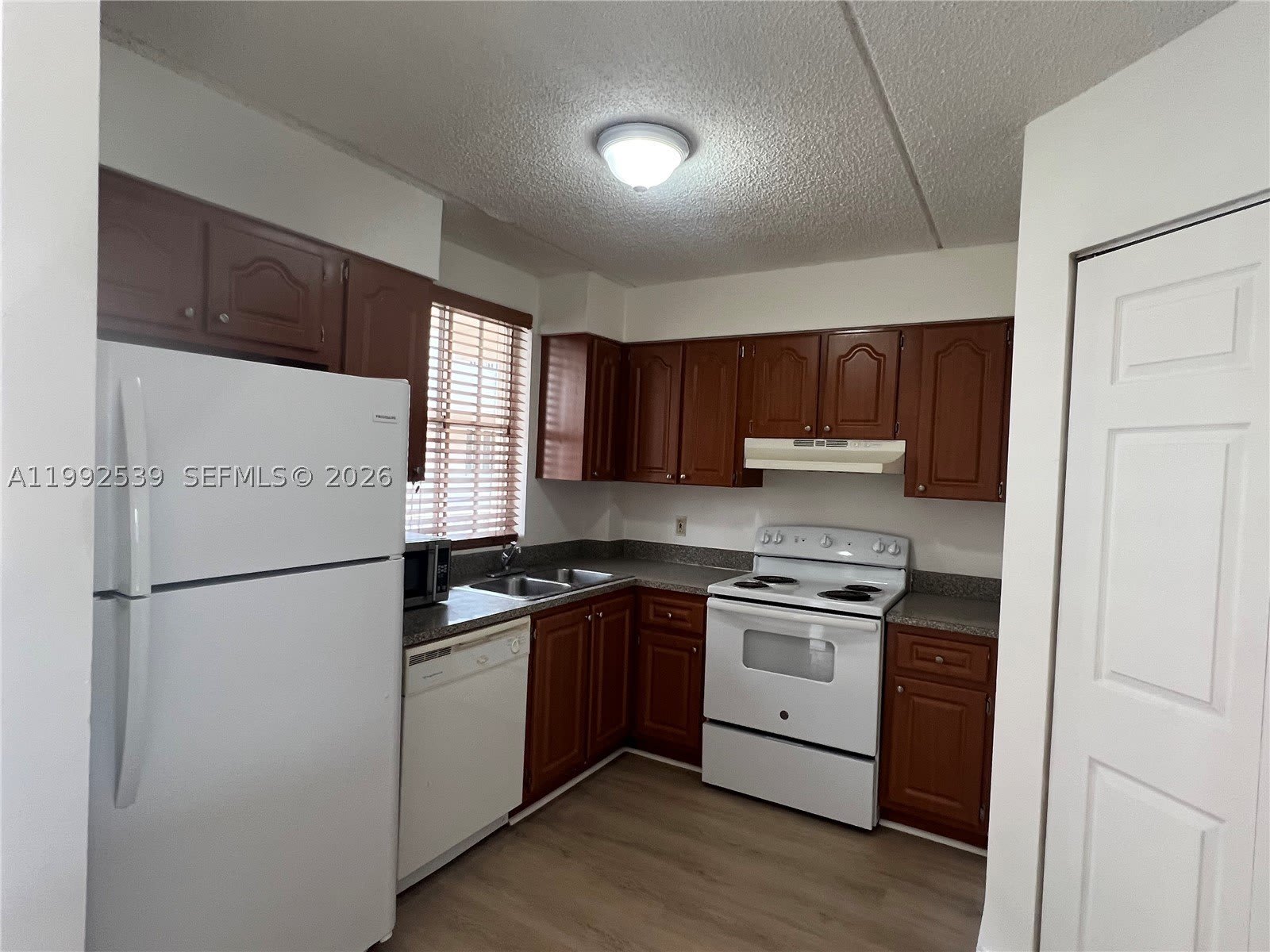 6155 NW 186th St – photo 5