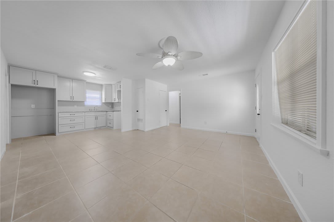 1814 Loritte Drive – photo 3