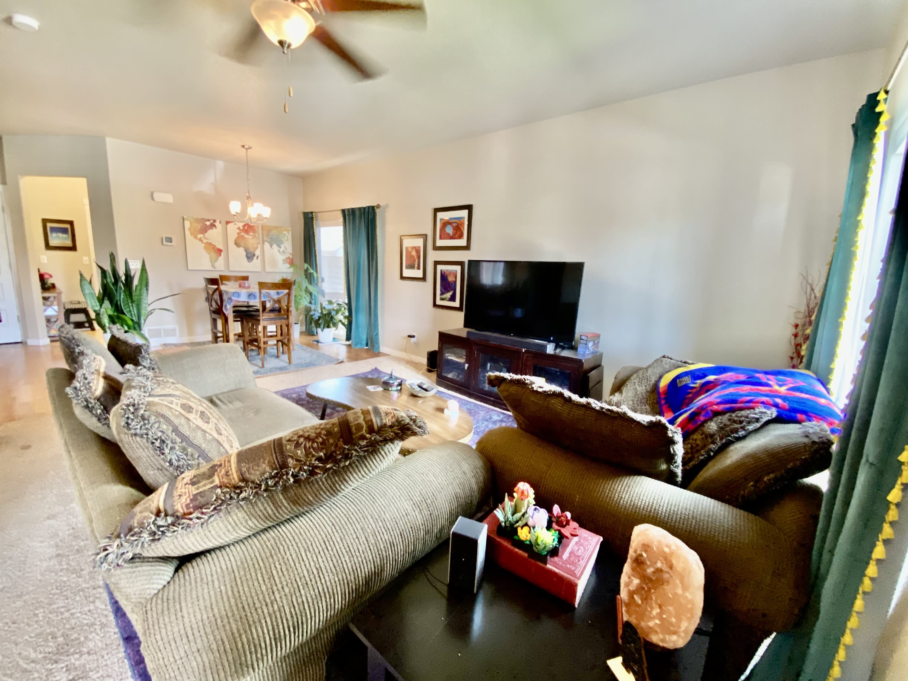2467 Dorset Drive – photo 2