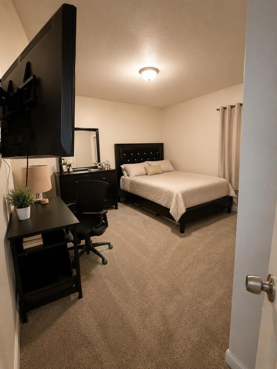 2113 N NORMANDY Boulevard – photo 3