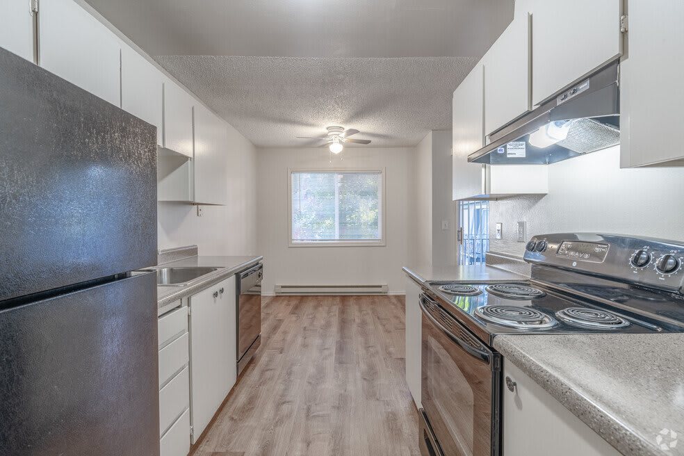 14070 Sw 112th Ave – photo 5
