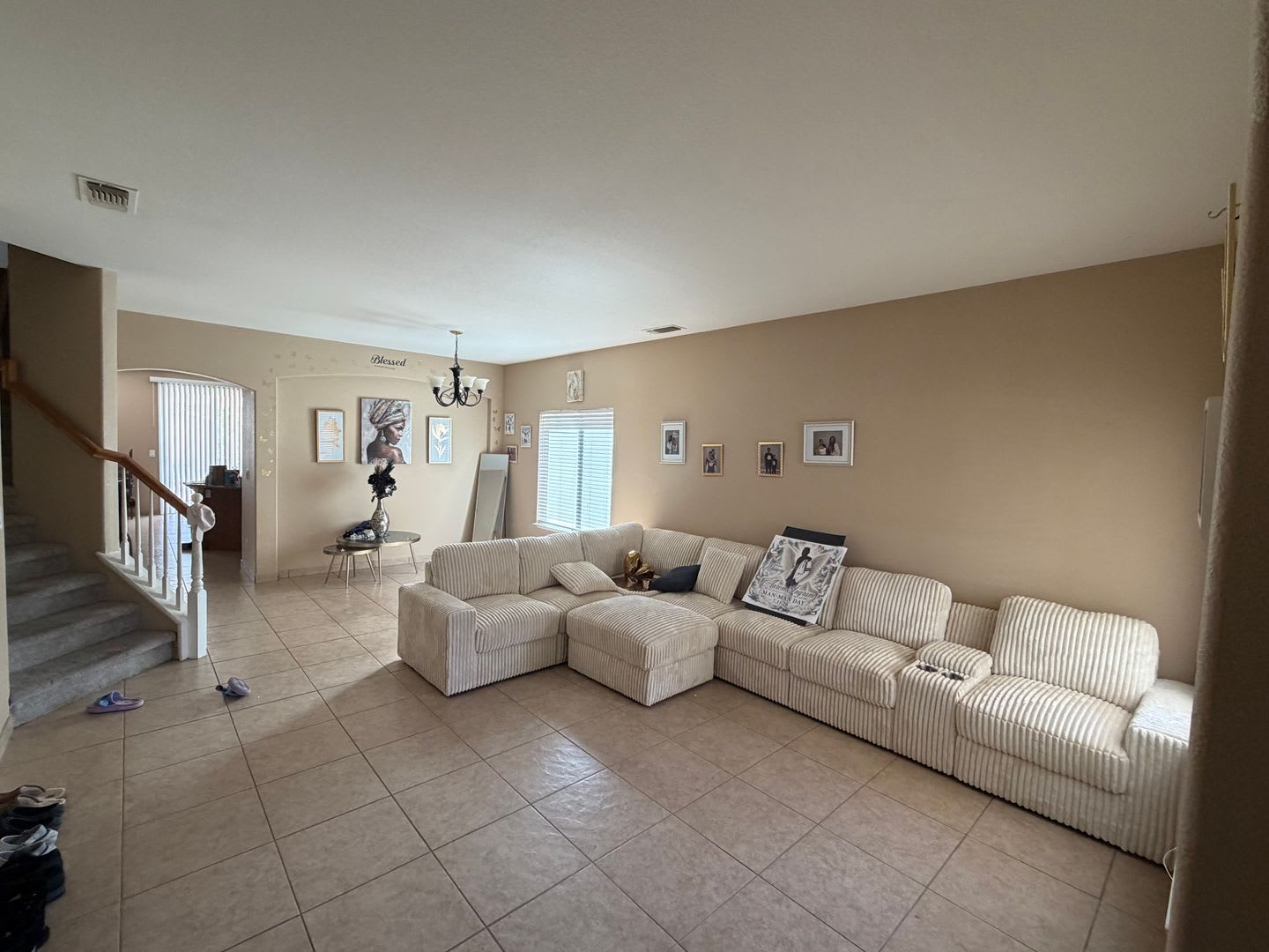 AVAILABLE SOON! Spacious, Updated 5 Bed / 3 Bath in South Natomas!! – photo 3