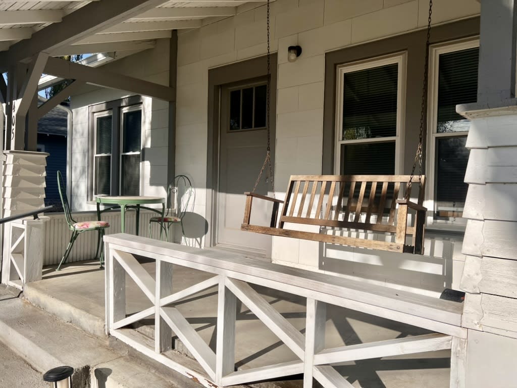 405 South 6th Street – photo 2