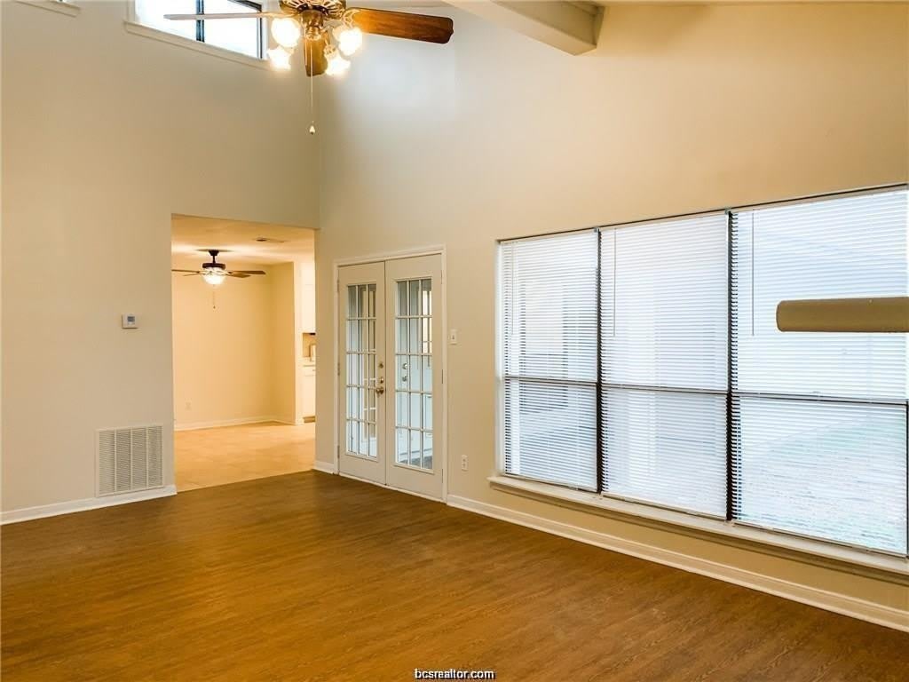 814 Camellia Court – photo 4
