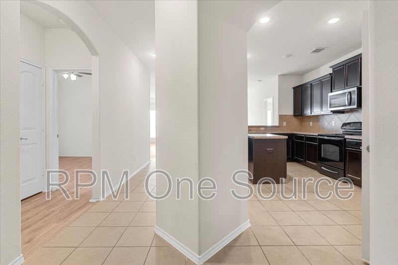1729 Park Trails Blvd. – photo 5