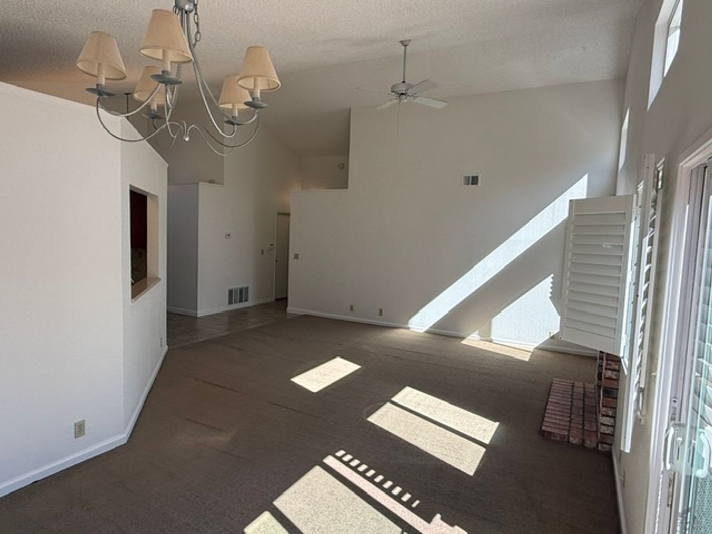 Beautiful 3-Bedroom Benicia Home – photo 3