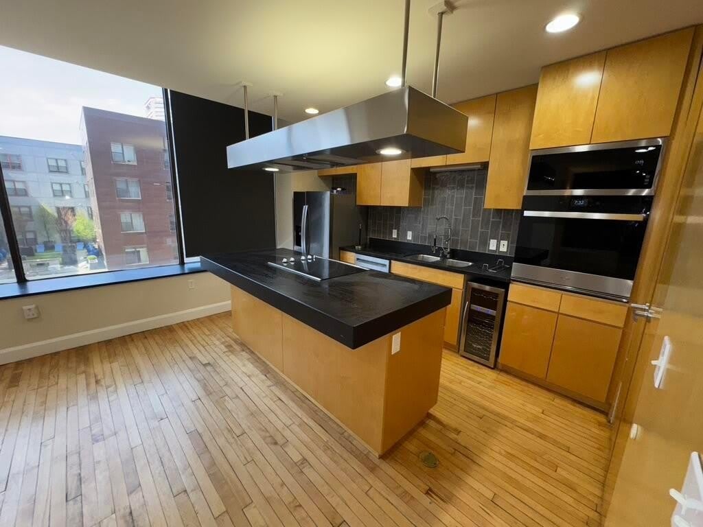 106 N High Street – photo 3