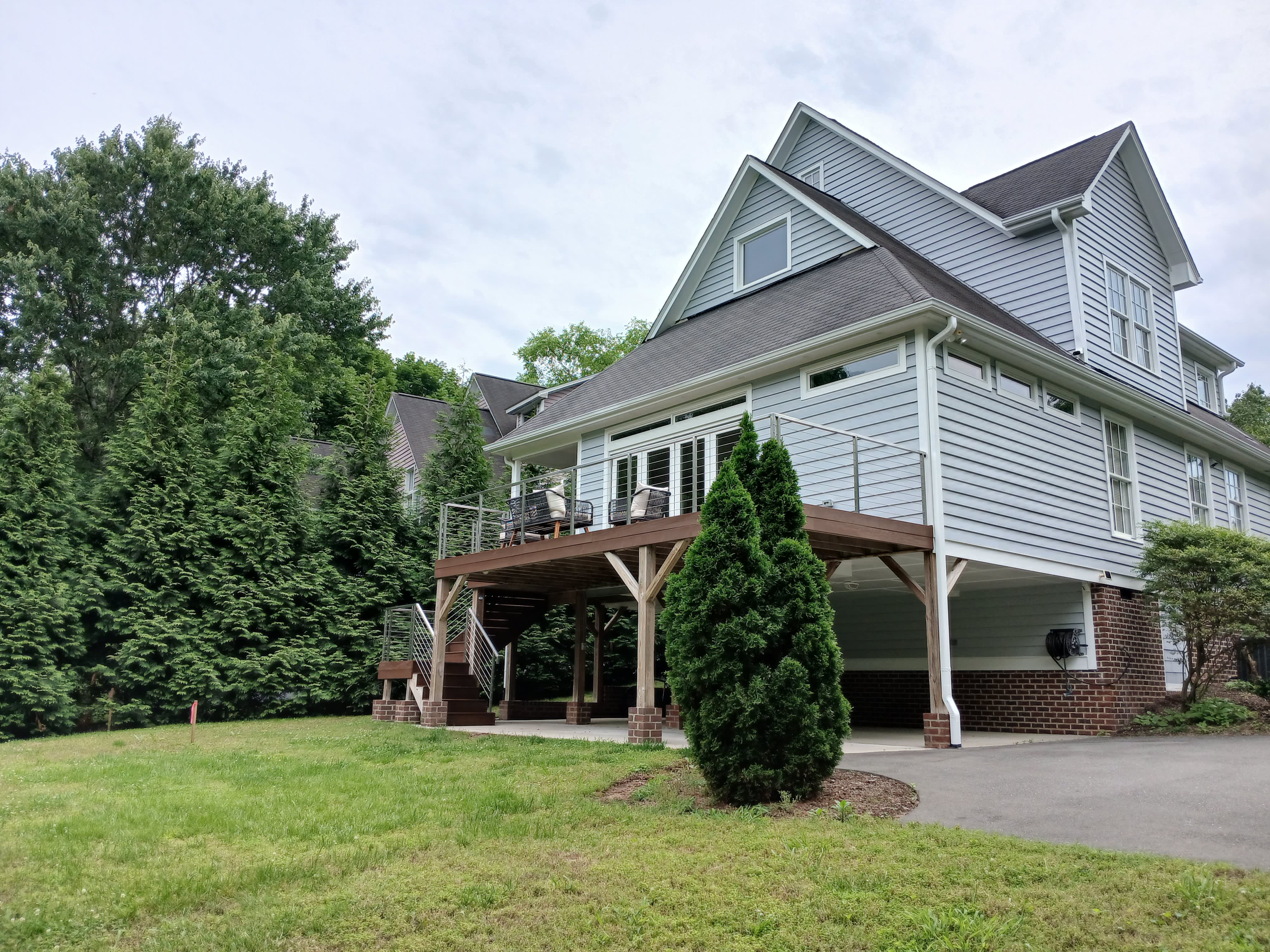416 Hillsborough St – photo 2