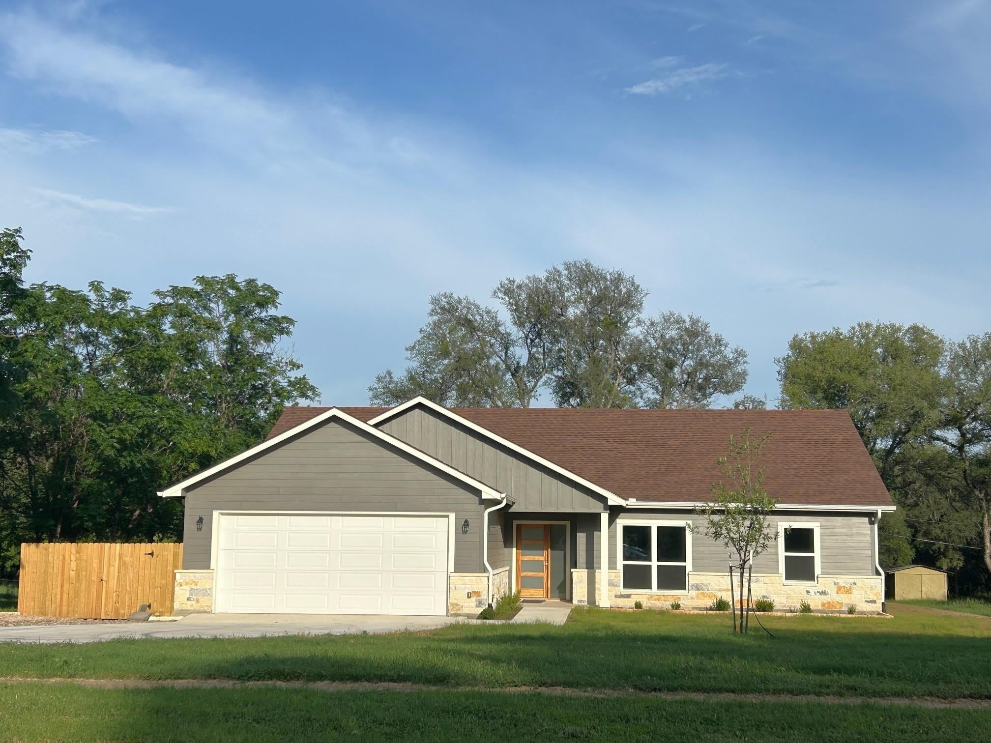 1415 Bluebonnet – photo 1