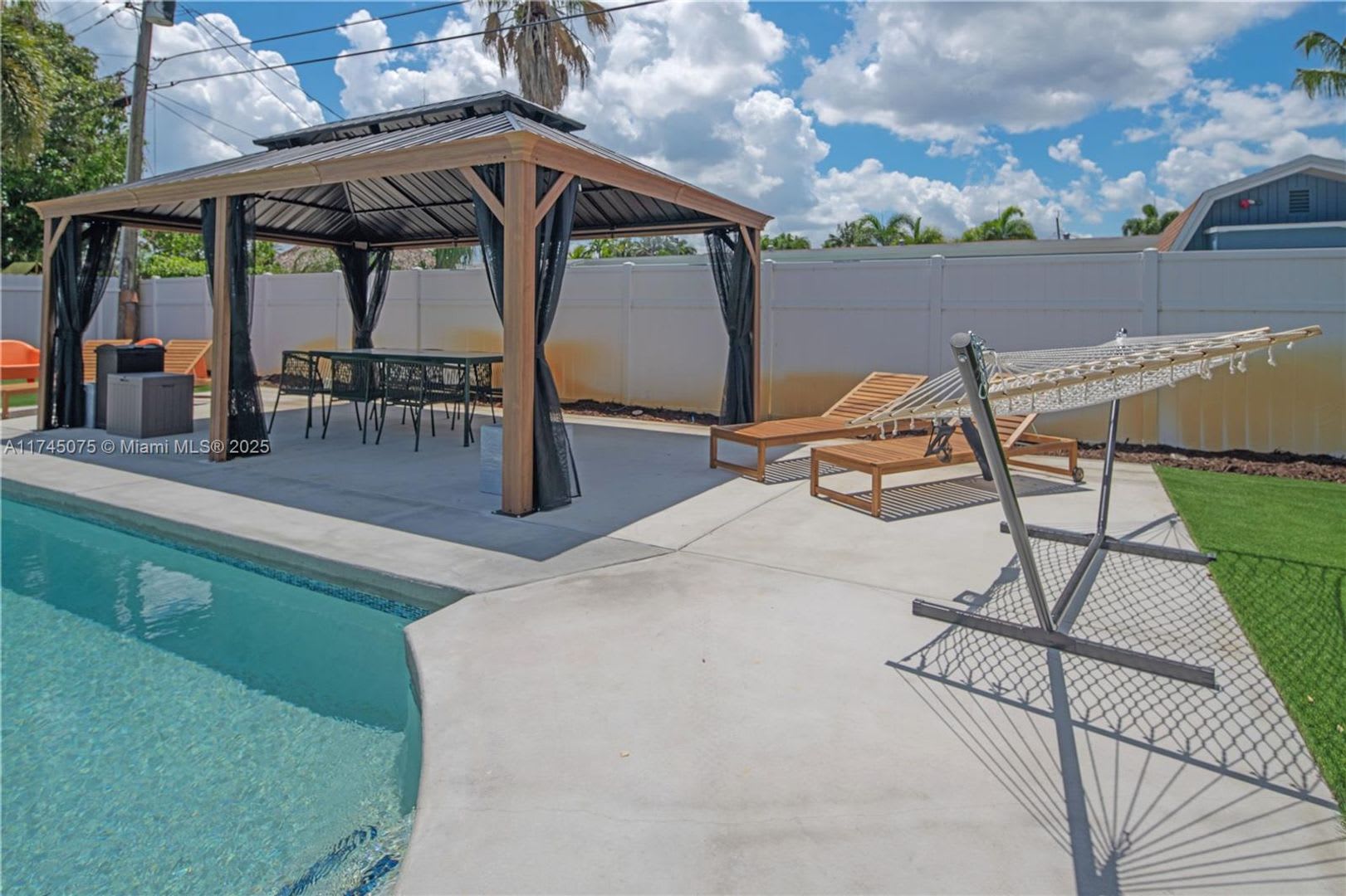 317 SE 7th Avenue 0, Deerfield Beach, FL 33441 – photo 3