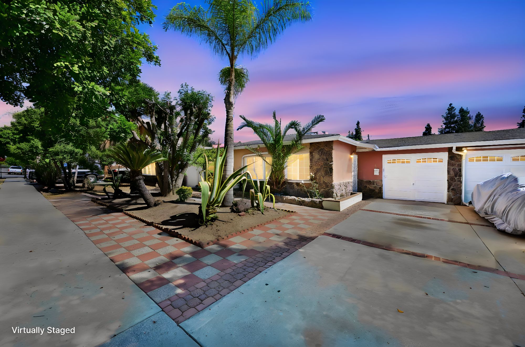 324 E Olive Ave – photo 2