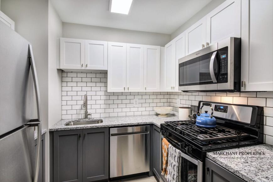73 Saint Alphonsus St. – photo 1
