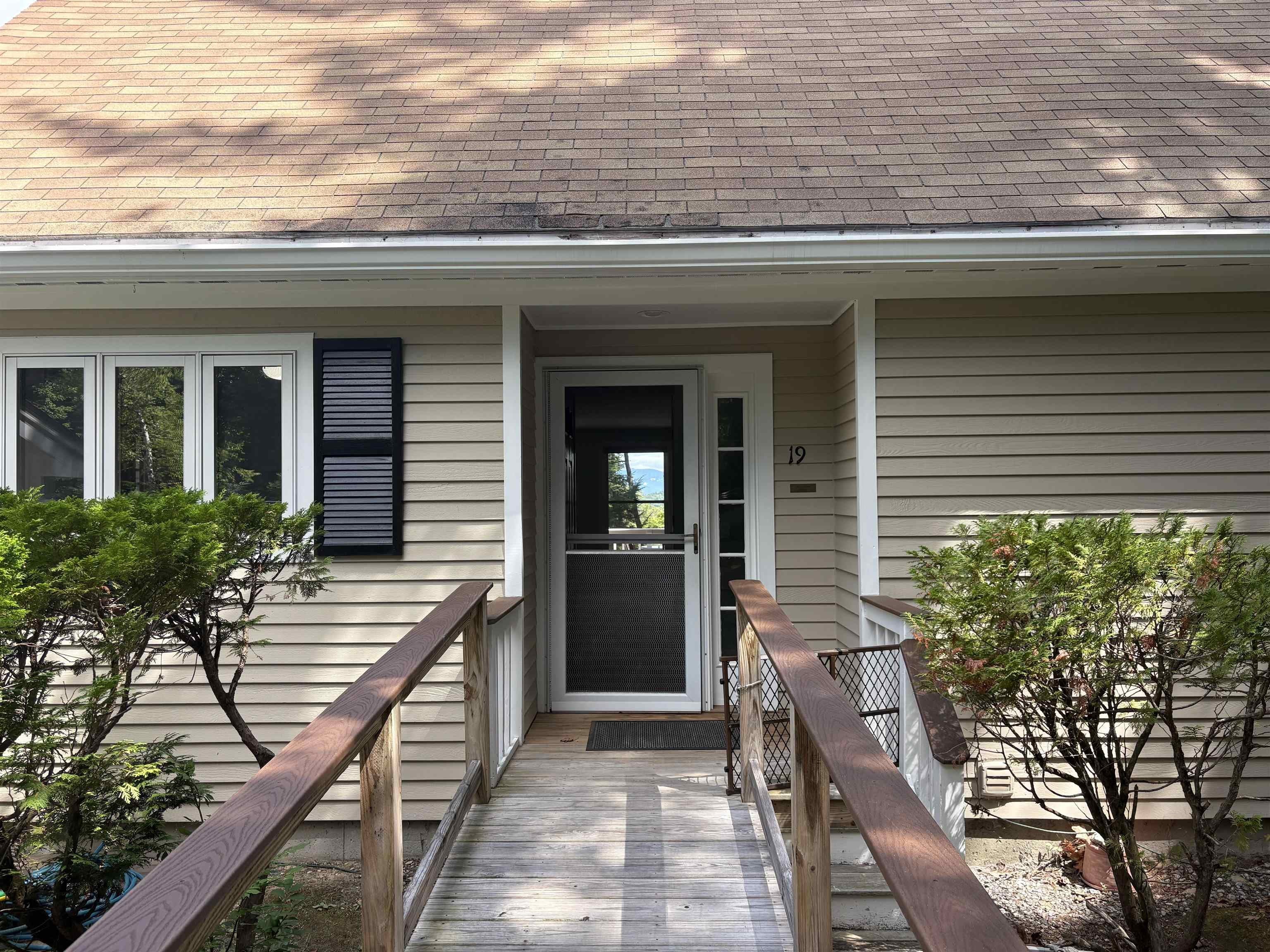 19 Cross Country Lane – photo 3