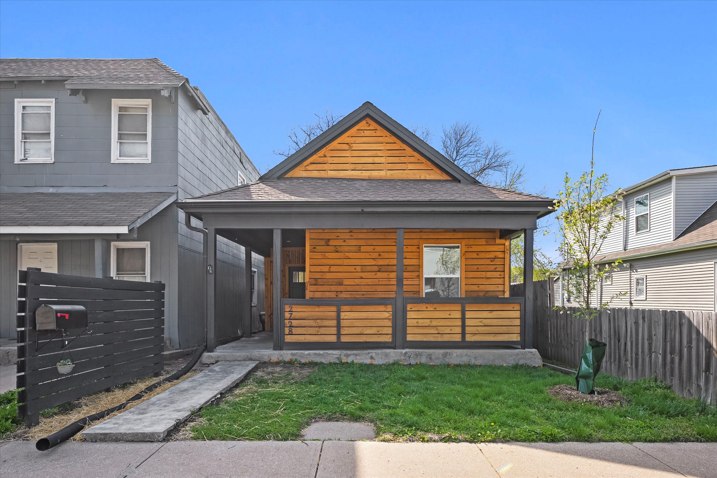 2728 Holly St – photo 1