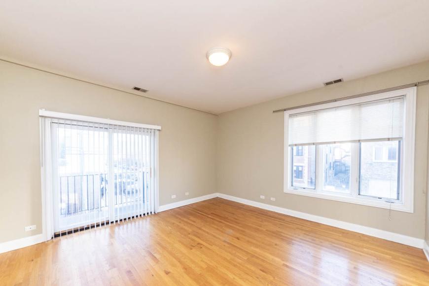 7000 N Damen – photo 1