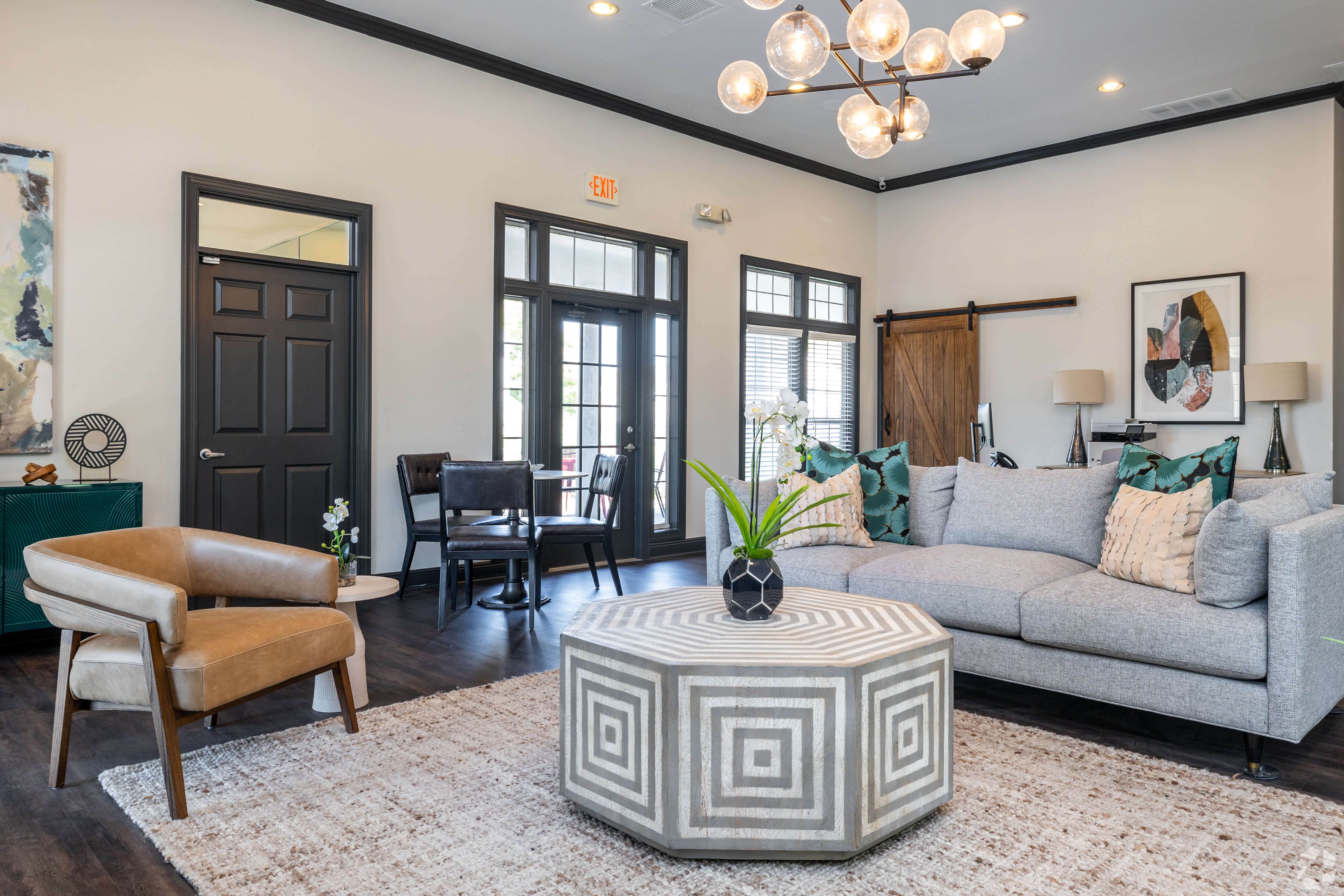 Centennial Park Apartments – photo 1